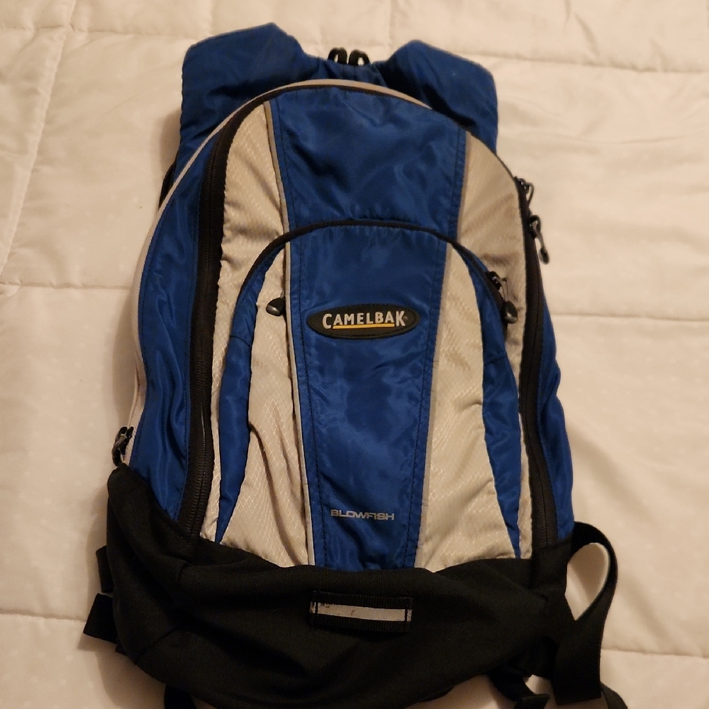 CamelBak Mule Hydration Backpack. Great for hiking and Biking.